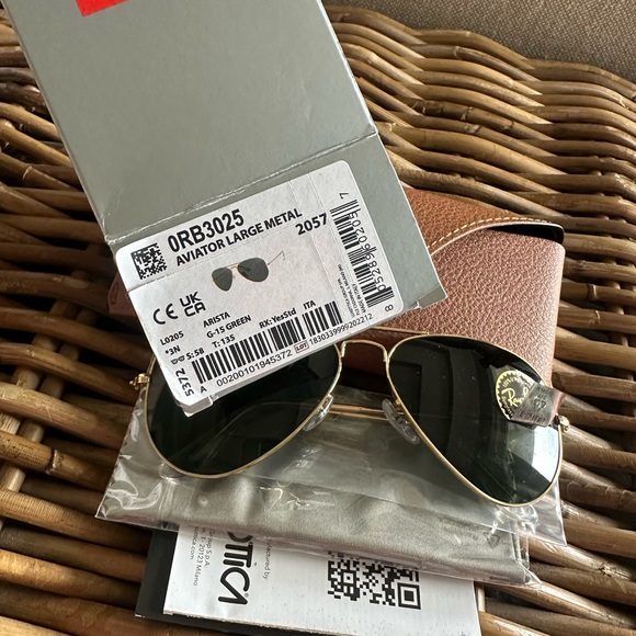 Ray Ban Aviators NEW - Picture 3 of 3